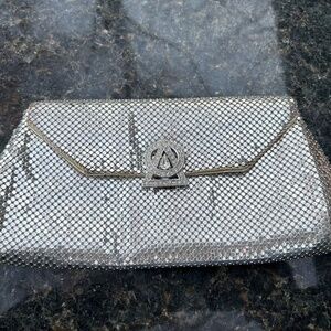 WHITING & DAVIS Silver Mesh 1950'S Evening Purse/Clutch w/rhinestone lock